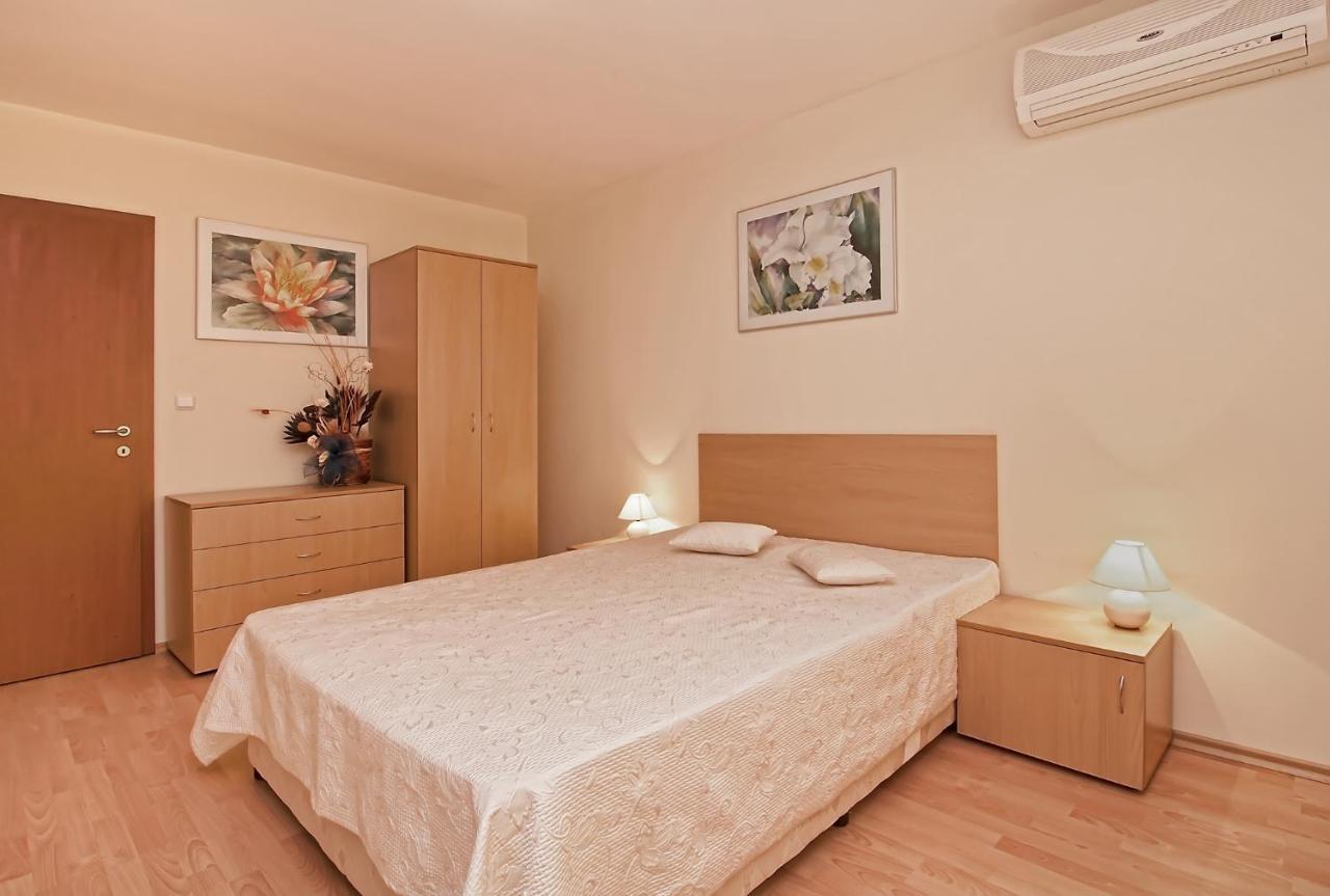 Marina And Panorama Apartments Sveti Vlas Exterior foto